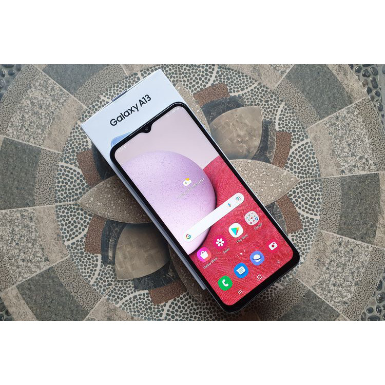 گوشی موبایل سامسونگ مدل Galaxy A13 دو سیم کارت ظرفیت 64 گیگابایت و رم 4 گیگابایت به همراه شارژر-ویتنام